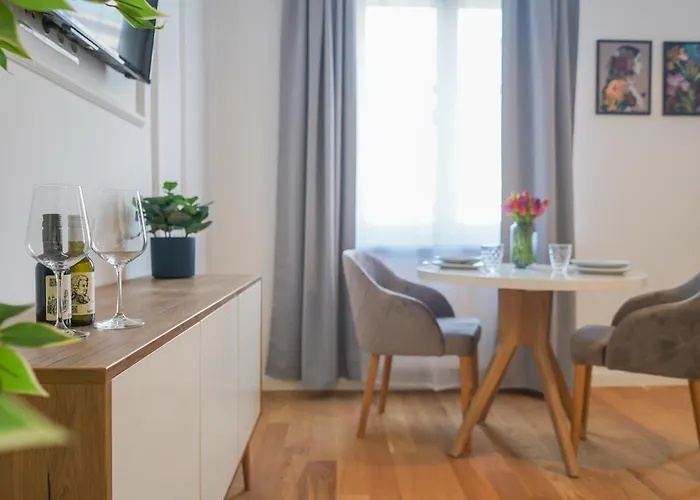 Belvie Apartment *